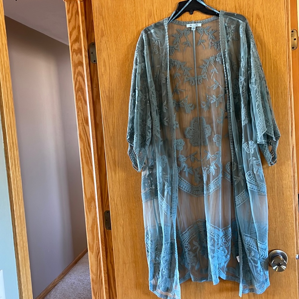 Women’s duster